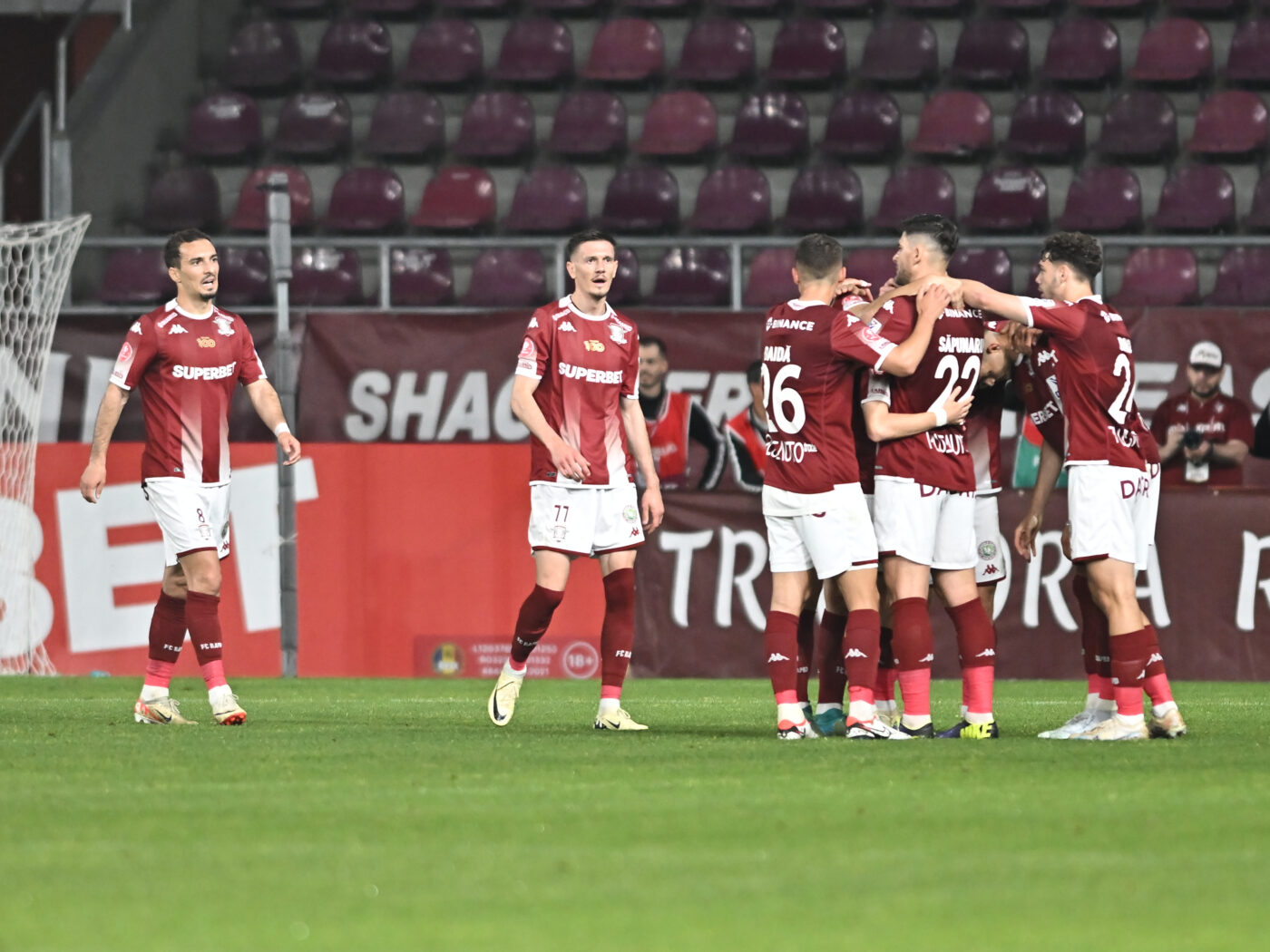Atacantul care a făcut senzație pentru Rapid e la un pas de transferul vieții, la un club legendar din Premier League