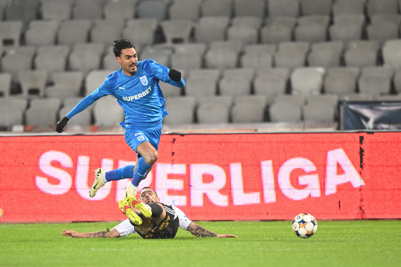 Bergodi – Coelho sau nimic la nimic – partitura partidei Universitatea Cluj – Universitatea Craiova 0-0. Cronică de Daniel Nazare