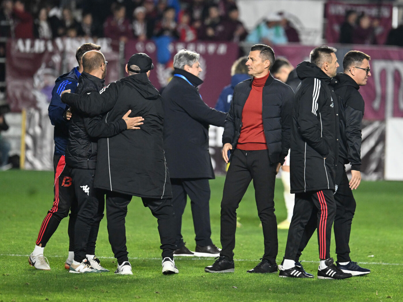 Caz unic în Superliga! Ofertă de nerefuzat: doi antrenori plătiți de club la preț de unul singur. EXCLUSIV