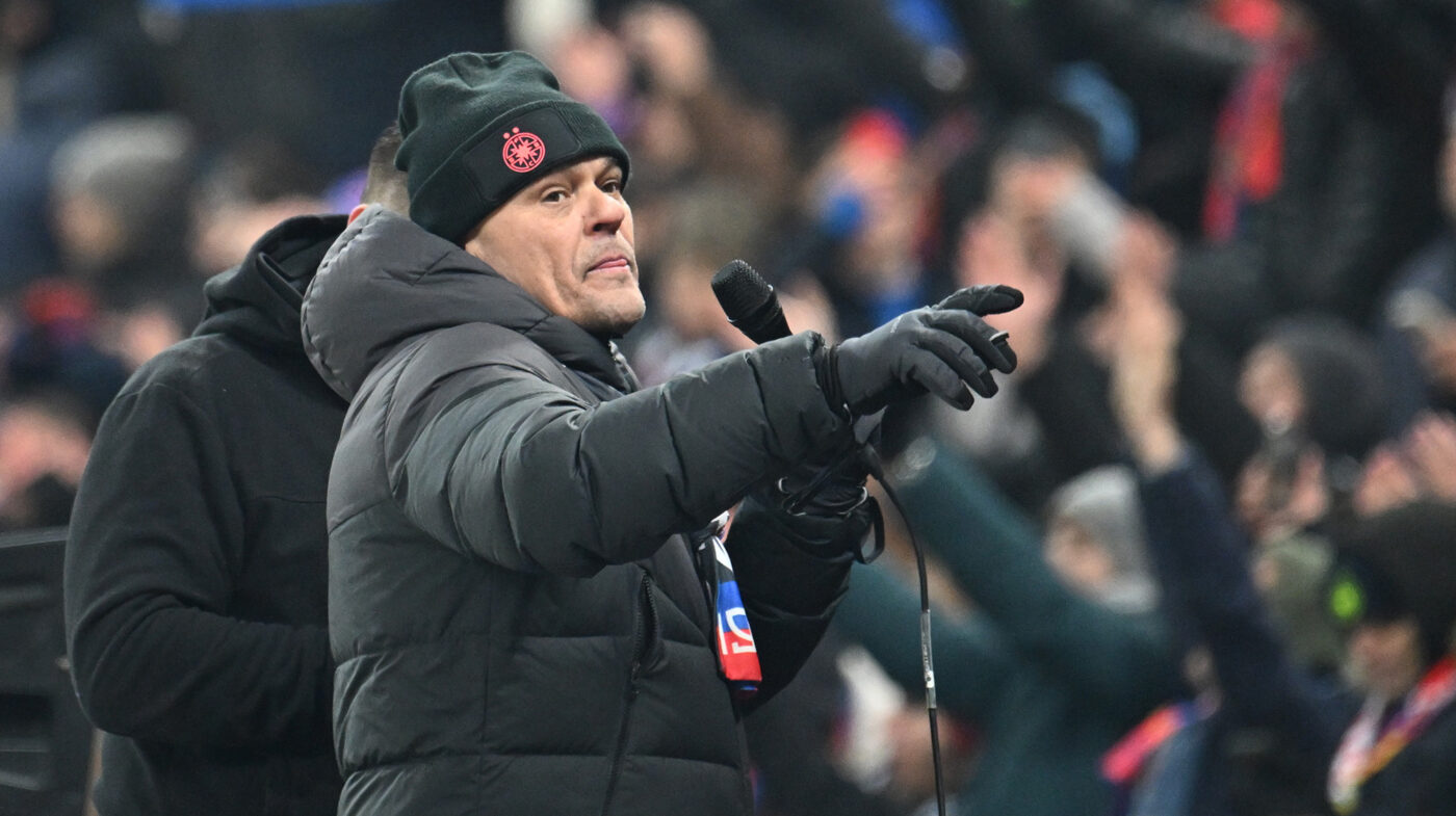 Ce nu s-a văzut la TV în FCSB – Dinamo. Mustață, liderul galeriei, i-a făcut praf pe fotbaliști: „Din iarnă, vedeți-vă de drum!”