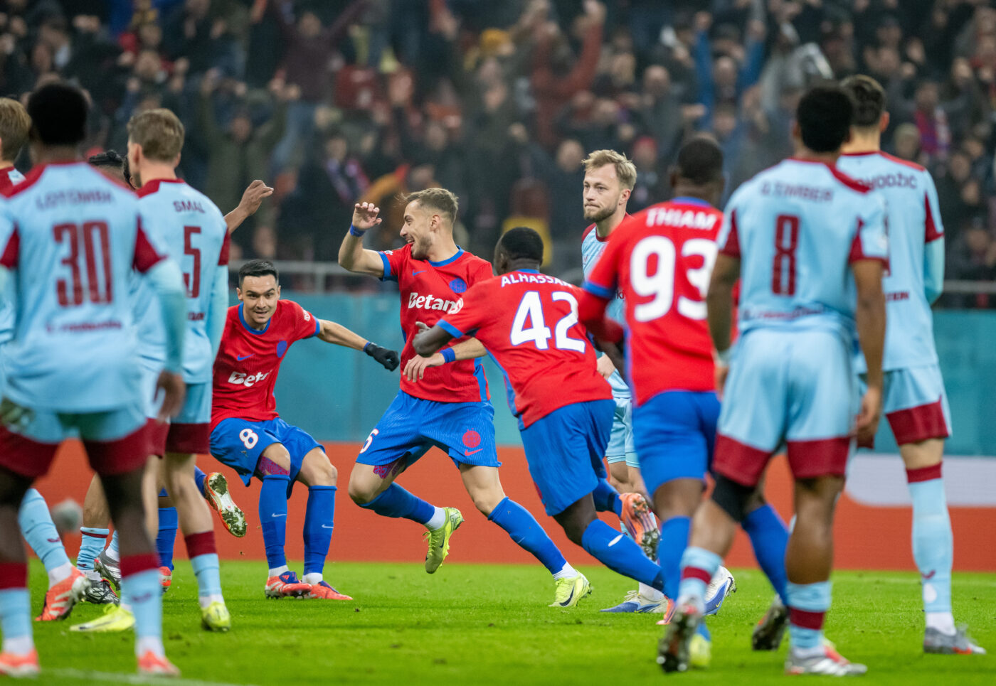 Cum se califică FCSB din grupa Europa League după uluitorul 4-3 cu Feyenoord: toate calculele și scenariile pentru o nouă primăvară europeană a campioanei României