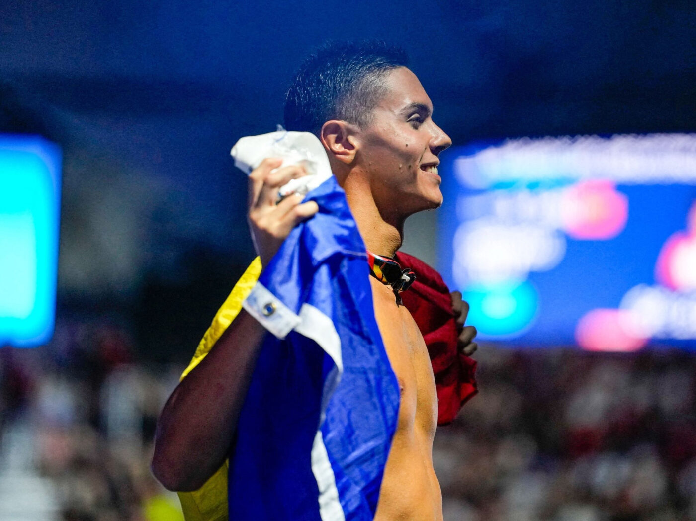 David Popovici, mesaj înainte de Sărbători: „Par singur, dar niciodată nu sunt”. Ce spune campionul despre familie