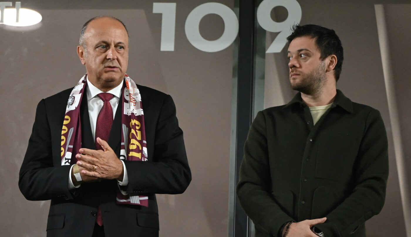 Două transferuri de top, recomandate pentru Rapid. Unul dintre fotbalişti va juca la Cupa Mondială. EXCLUSIV