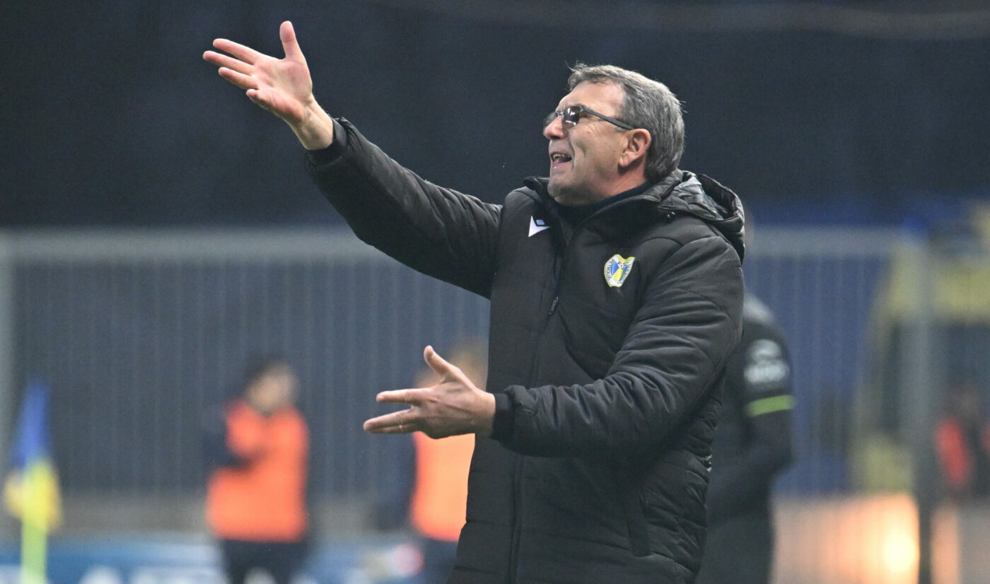 Eugen Neagoe a răbufnit dupa Petrolul – Universitatea Craiova 0-4, în Cupa României: „Nu e posibil așa ceva! Sunt restanțe mari”