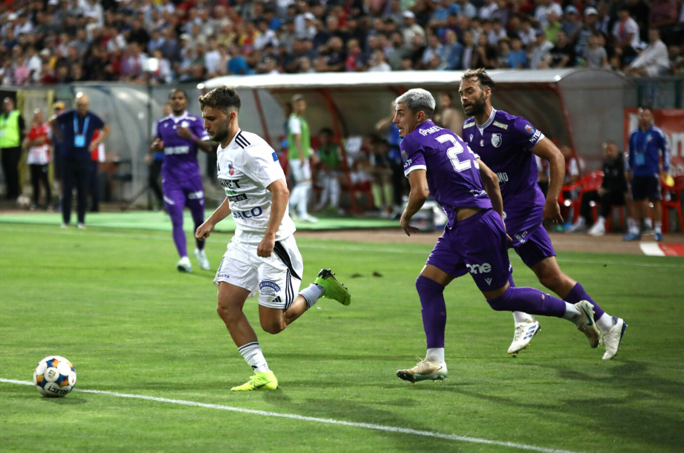 FC Argeș – FC Botoșani 0-0 Live Text Online, în etapa 20 din Superliga. Mailat ratează o ocazie rarisimă
