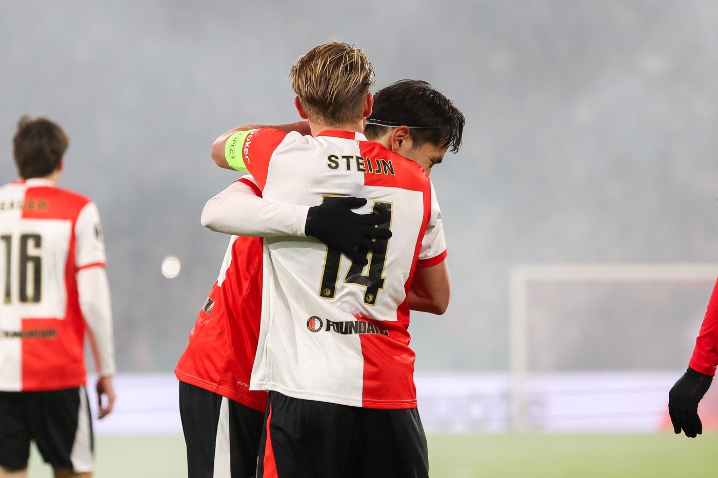 FCSB – Feyenoord Rotterdam, un nou meci din rivalitatea româno-olandeză! Cu ce victorie istorică ne putem lăuda. SPECIAL