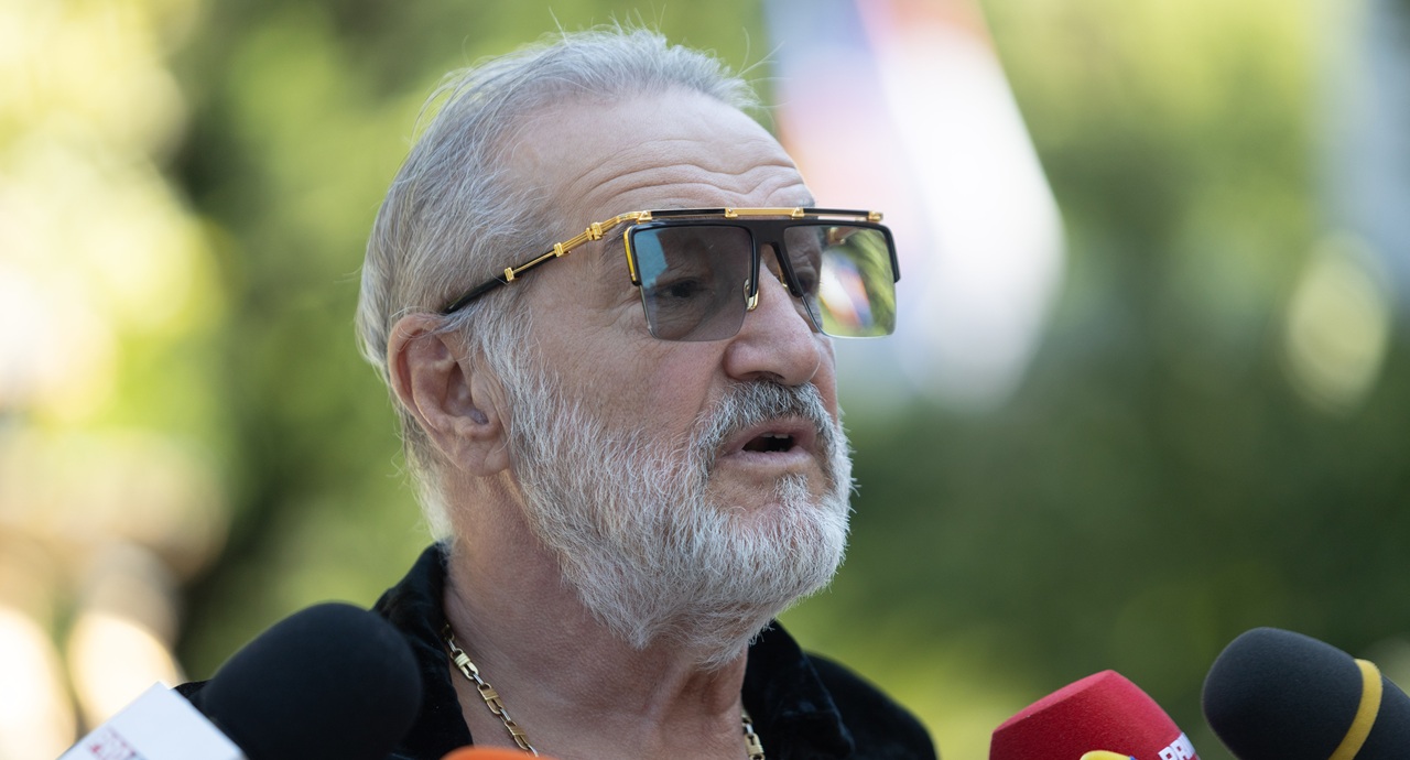 Gigi Becali n-a mai suportat și i-a ironizat pe Radu Naum și pe Ionuț Angheluță de cum a intrat în direct: „Voi vă dați seama ce nebunie?”
