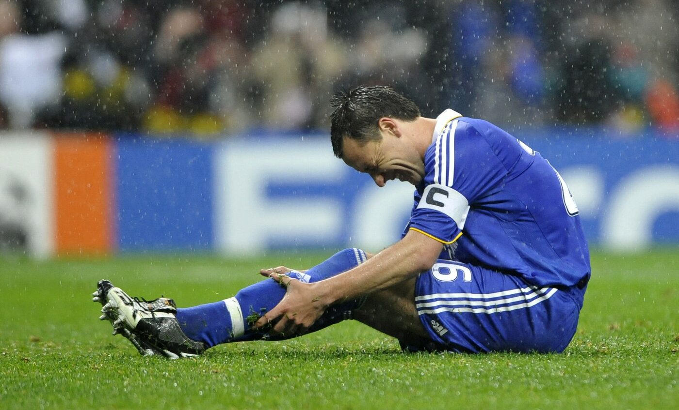 John Terry a vrut să se sinucidă. Fostul coleg al lui Adrian Mutu era la etajul 25 al unui hotel
