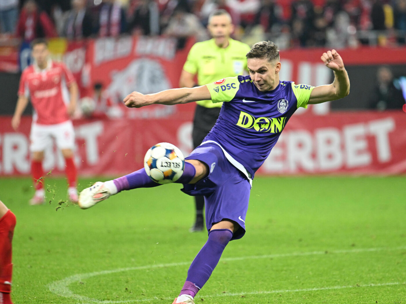 Louis Munteanu e pe lista unui club din La Liga! Transferul surprinzător pe care catalanii vor să-l facă