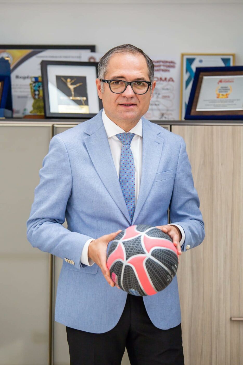 Lovitura de la miezul nopții în România! Preşedintele ANS şi-a dat demisia într-un moment critic pentru sportul românesc: „Mă dedic familiei!”