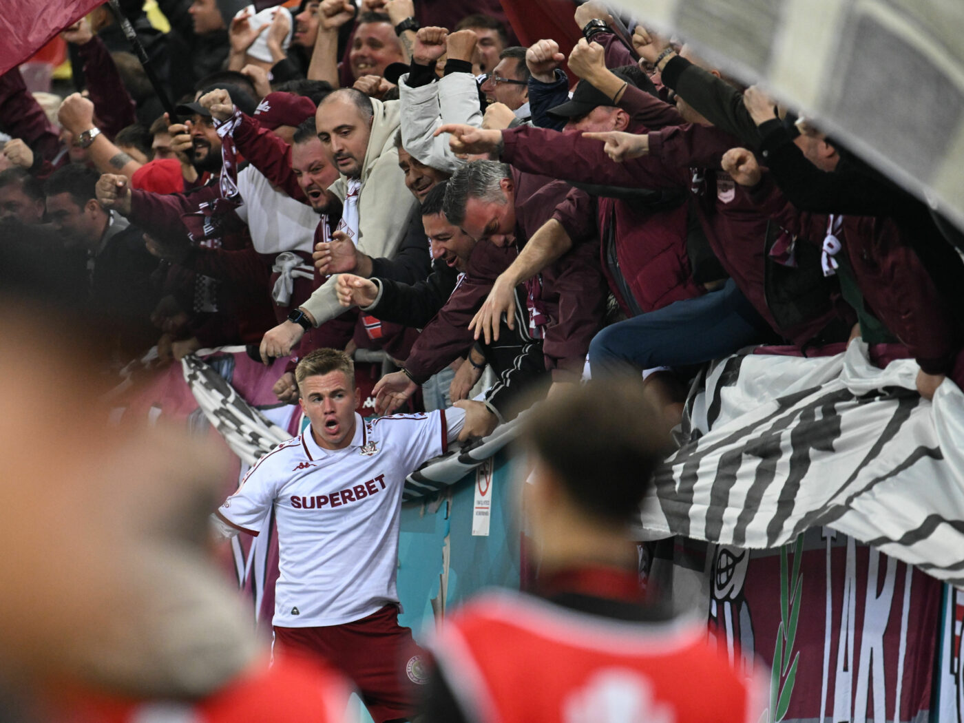 Mobilizare extraordinară a rapidiștilor pentru derby-ul cu FCSB: „Cu siguranță, nu e vreun dubiu!”. Câte bilete s-au dat până acum. EXCLUSIV