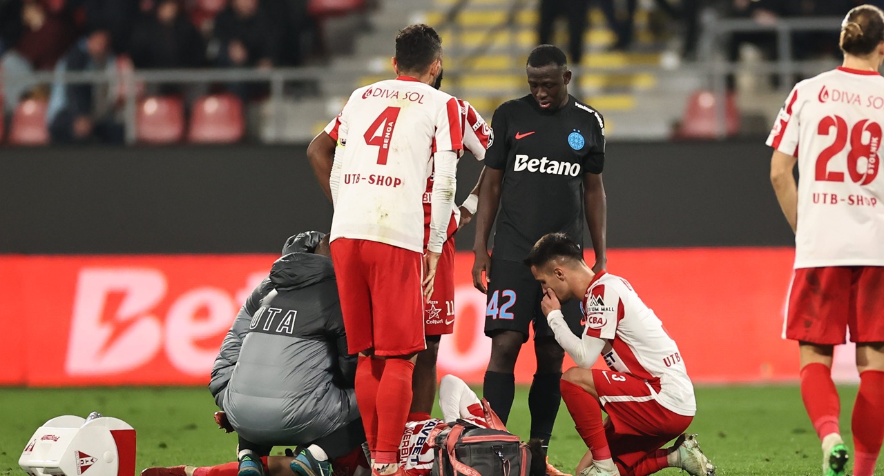Momente dramatice în UTA – FCSB. Tânărul fotbalist s-a accidentat grav şi a plâns în hohote pe targă, când a fost scos de pe teren