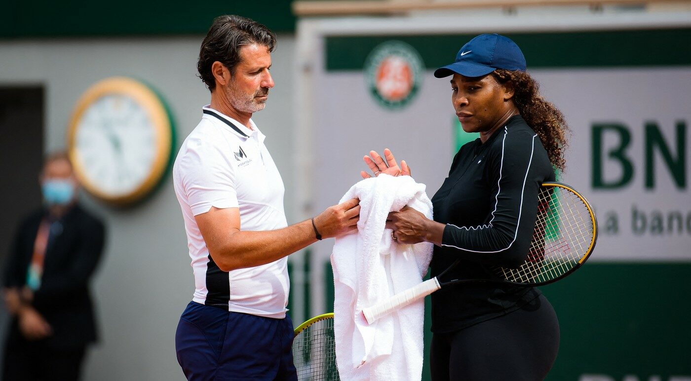 Patrick-Mouratoglou-omul-care-le-a-antrenat-pe-Simona-Halep-si-pe-Serena-Williams-surprinde-in-contextul-rivalitatii-dintre-cele-doua-e1767181537989.jpg