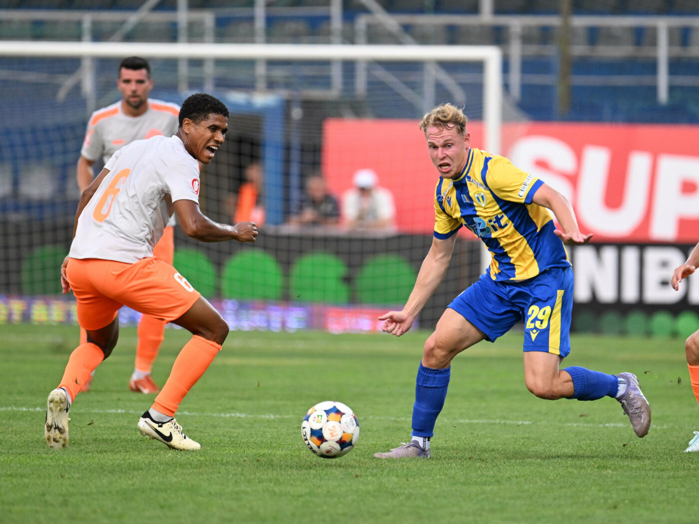 Petrolul – Metaloglobus 4-1, în etapa 18 din Superliga. Echipa din Ploiești urcă un loc și scapă de zona de baraj