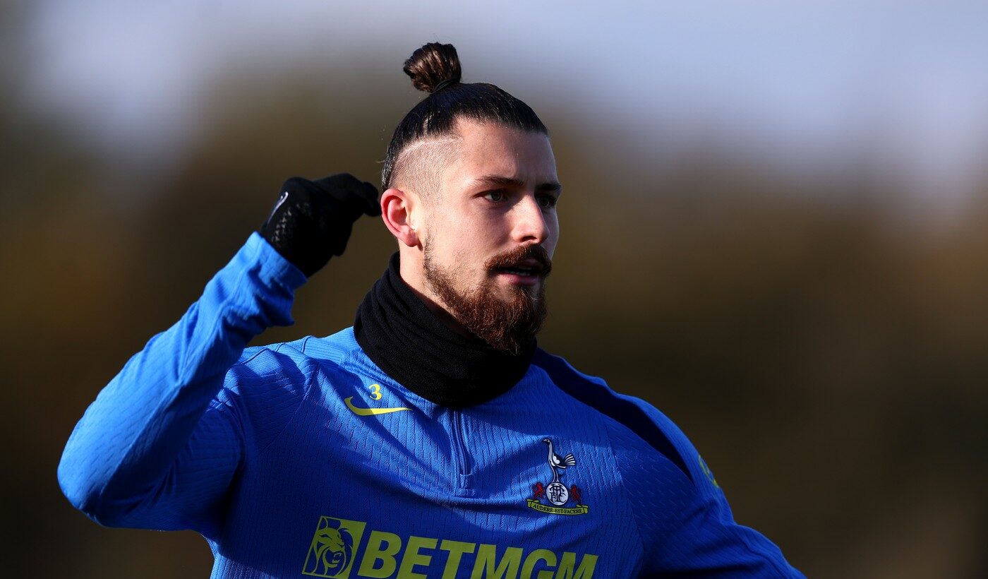 Radu Drăgușin, subiect principal pentru Fabrizio Romano. Cele două oferte pe care le are românul: „Tottenham nu și-a dat încă acordul”