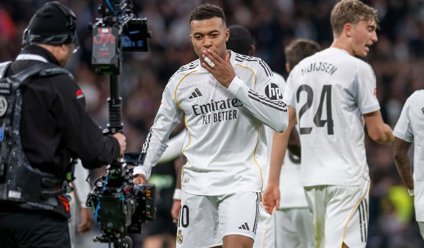 Reacția lui Cristiano Ronaldo după ce Kylian Mbappe i-a egalat recordul de goluri într-un an și i-a dat dat un mesaj