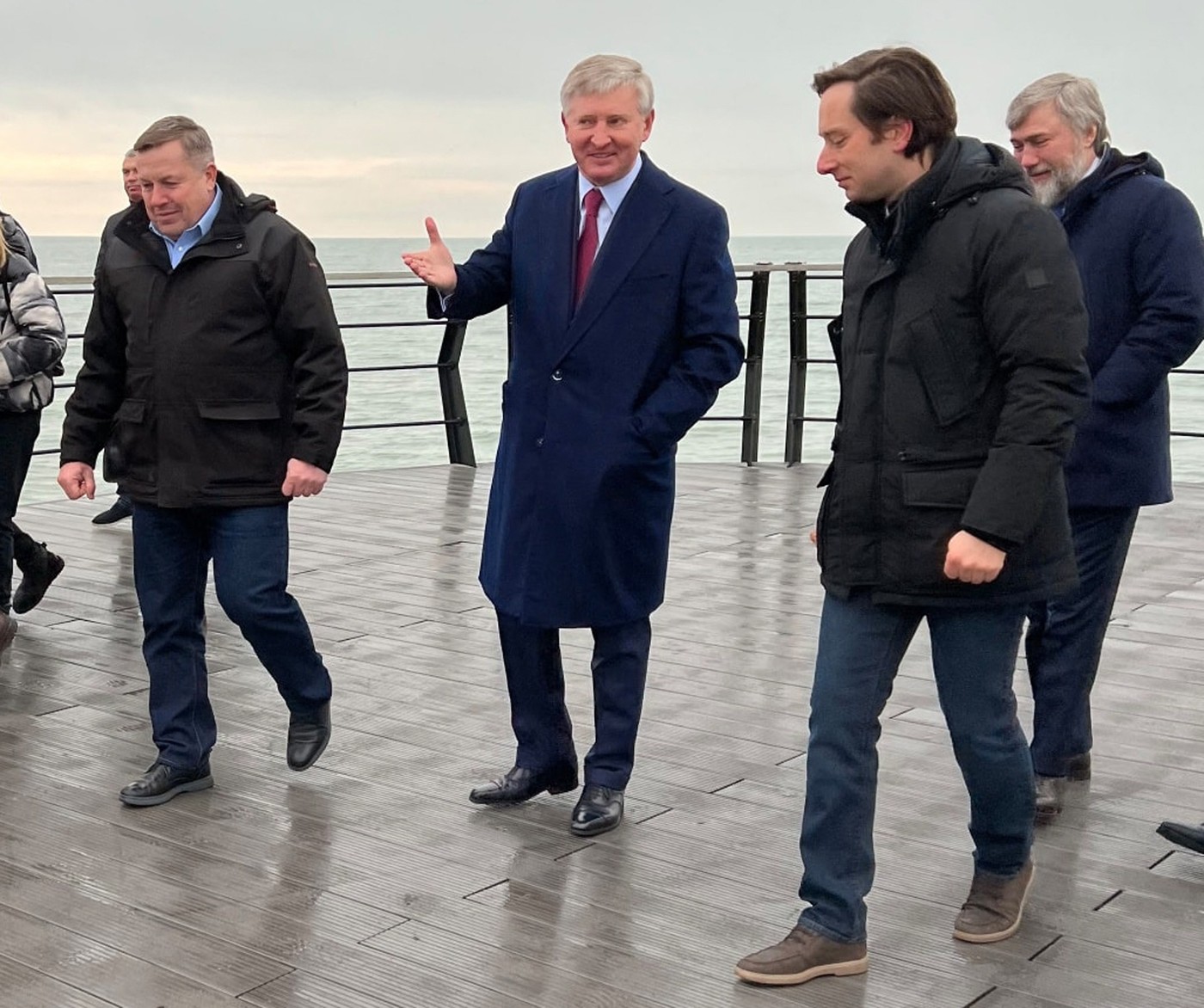 Rinat Ahmetov e noul „Rege al energiei” din România! Cel mai bogat ucrainean a bătut palma și și-a extins imperiul cu o nouă achiziție uriașă în domeniul regenerabilelor