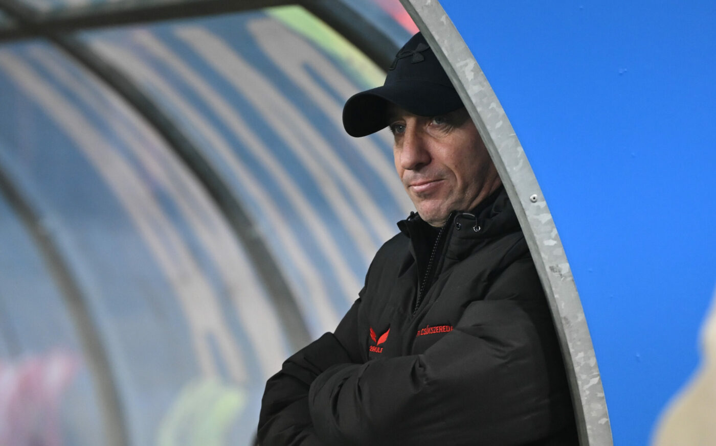 Robert Ilyes dă de pământ cu jucătorii săi după corecția administrată de Universitatea Craiova, 5-0 cu Csikszereda: „Nu am mai trăit așa o umilință!”