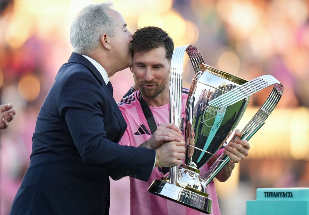 Imaginile virale cu Messi de la petrecerea de titlu. Argentinianul pare din altă lume