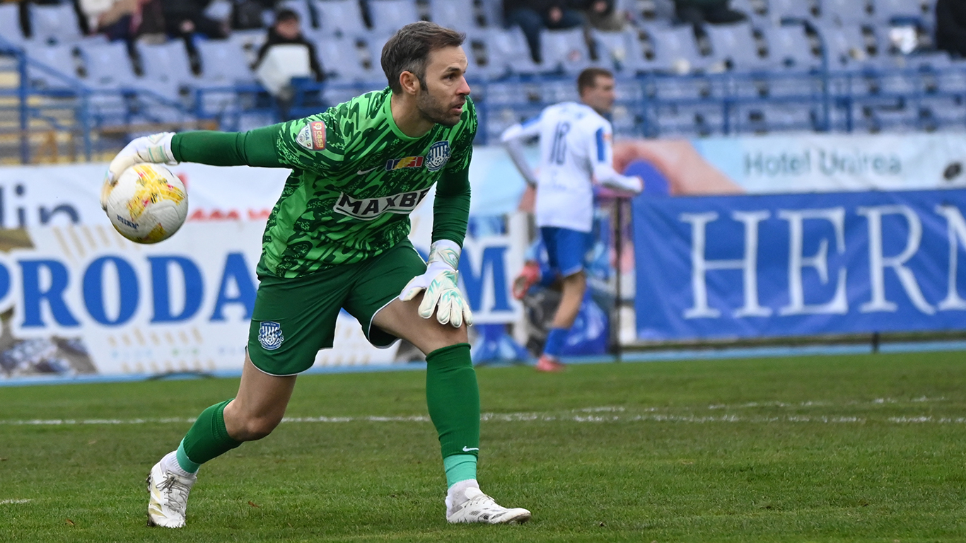 Fotbaliștii Politehnicii Iași dezvăluie cum a fost atmosfera într-un vestiar neplătit de aproape patru luni. Gest superb al portarului Jesus Fernandez față de coechipierii săi