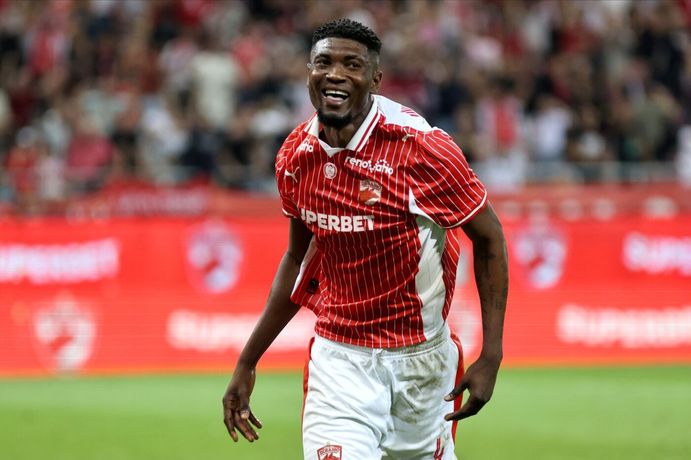 „Asta m-a convins 100%”. Dinamovistul Kennedy Boateng dă cărțile pe față la finalul anului în care a devenit cel mai bun stoper din Superliga. INTERVIU EXCLUSIV