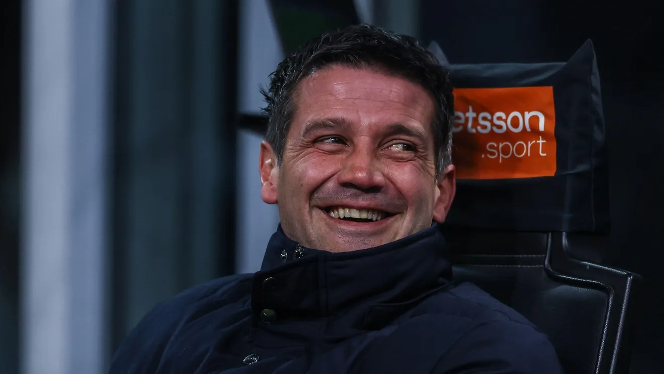 „Chivu-e-un-antrenor-special22.-Romanul-are-Italia-la-picioare.webp