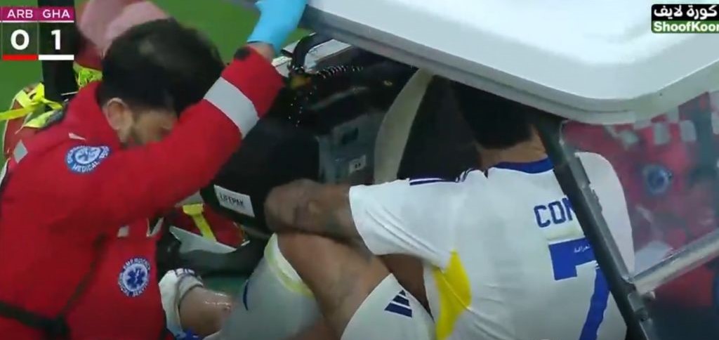 Accidentare horror pentru Florinel Coman la arabi! Antrenorul l-a schimbat imediat