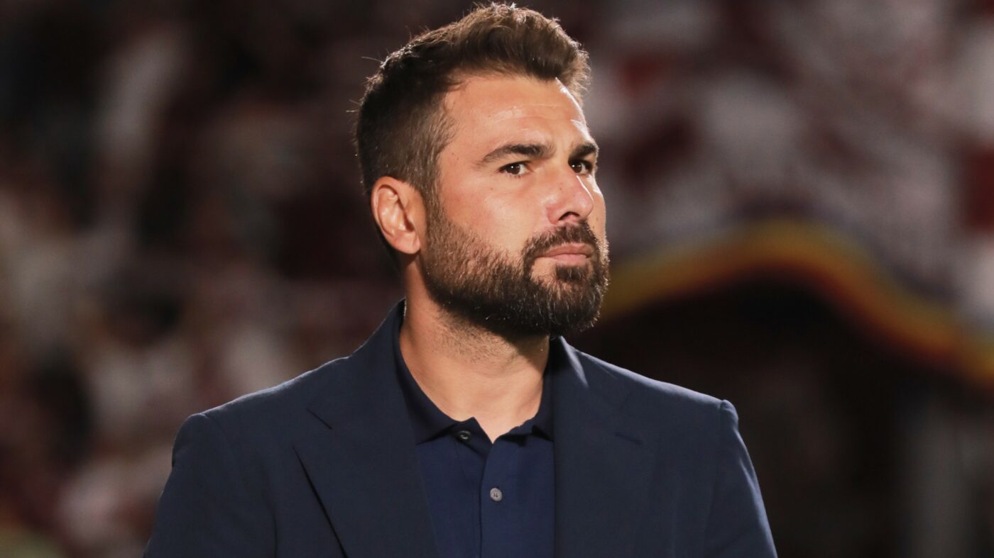 Adrian-Mutu-a-numit-fotbalistii-vinovati-pentru-catastrofa-din-Dinamo-Zagreb-FCSB.-I-a-nimicit-„De-liga-a-doua-1-1400x787.jpg