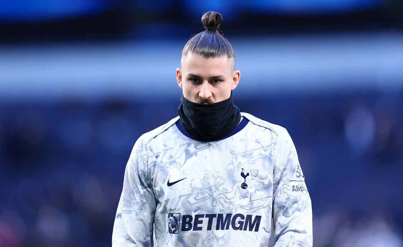 Antrenorul care l-a transformat pe Drăgușin în rezervă eternă la Tottenham a reacționat după ce a făcut gafa secolului: „Dacă știam, nu făceam ceva atât de stupid”