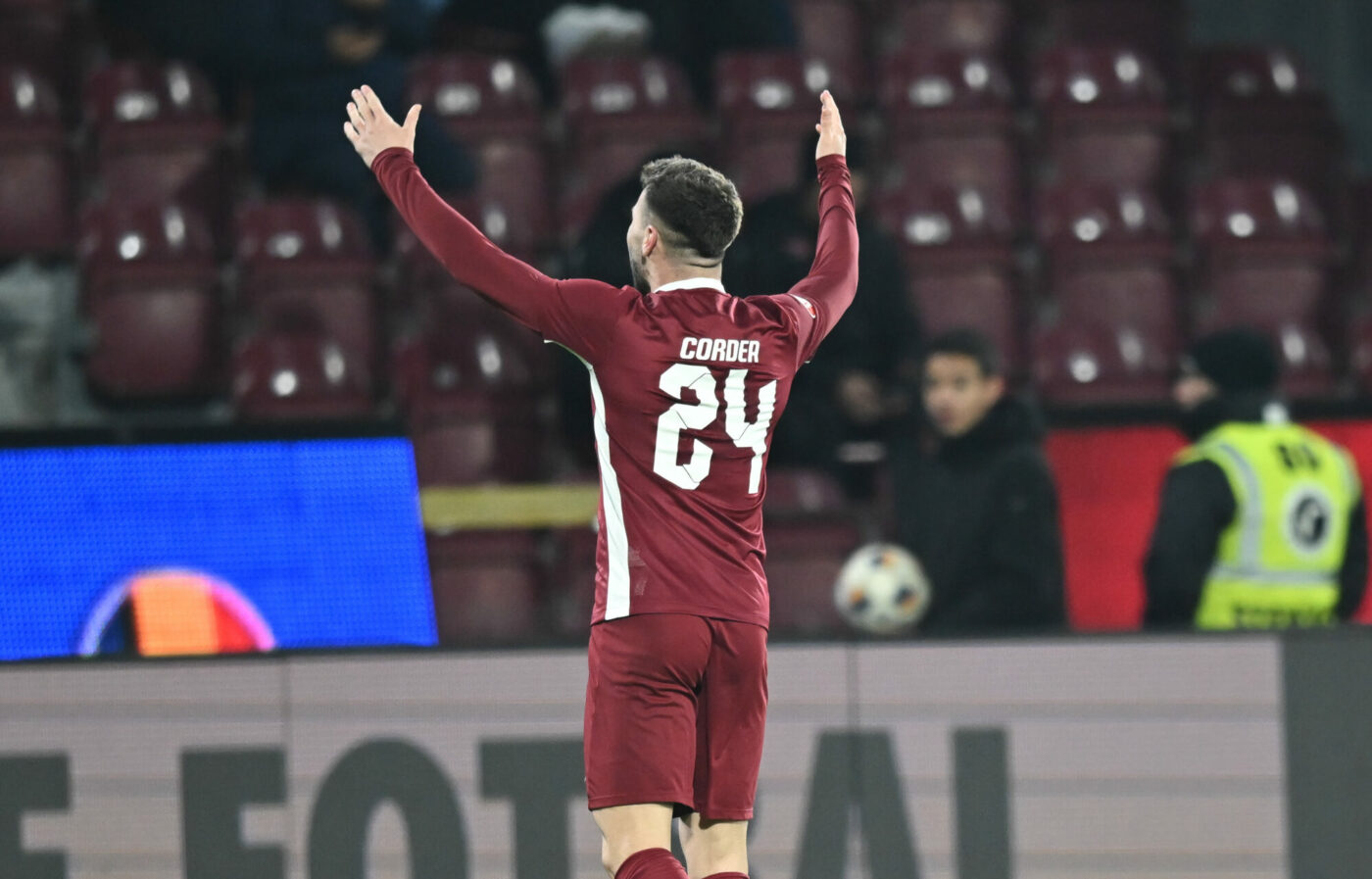 LIVE CFR Cluj – Oțelul Galați Live Text Online în etapa 22 din Superliga, ora 17:45. Ardelenii se pot apropia la două puncte de FCSB și la 6 de play-off. Echipele de start