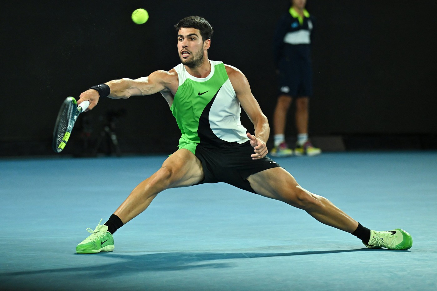 TENIS Carlos Alcaraz, calificare fără emoții în semifinale la Australian Open. Ce performanță a reușit ibericul