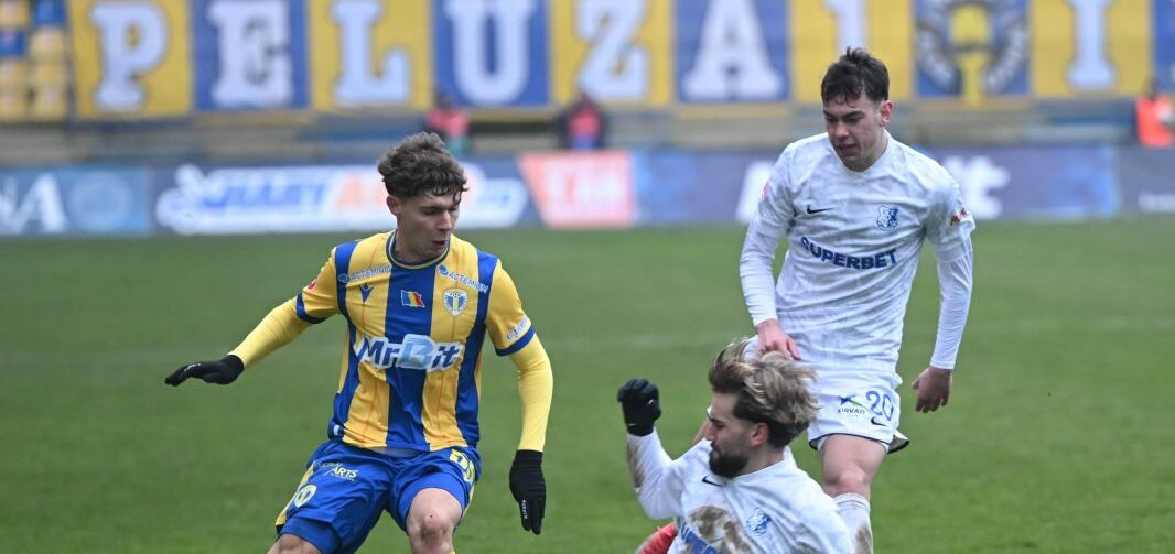 Fotbal sau școală? Ce spune Costel Gâlcă despre alegerea lui Rareș Pop