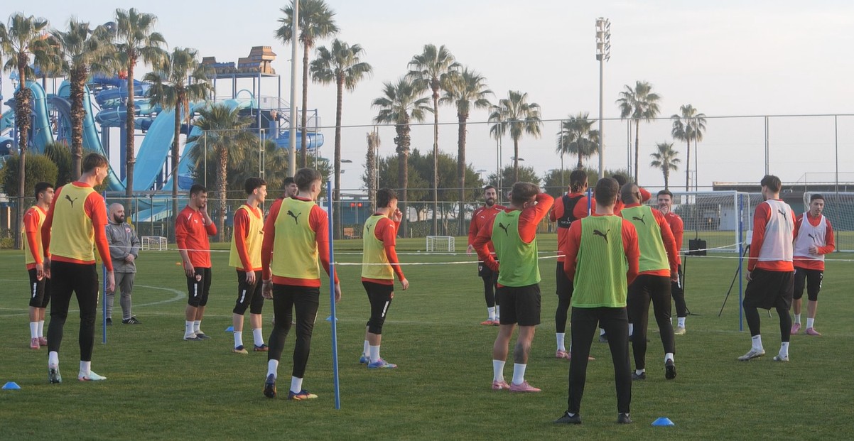 Exclusiv Dinamovistul care s-a transferat în Premier League crede că l-a lovit ghinionul! „Acum aș prefera La Liga”