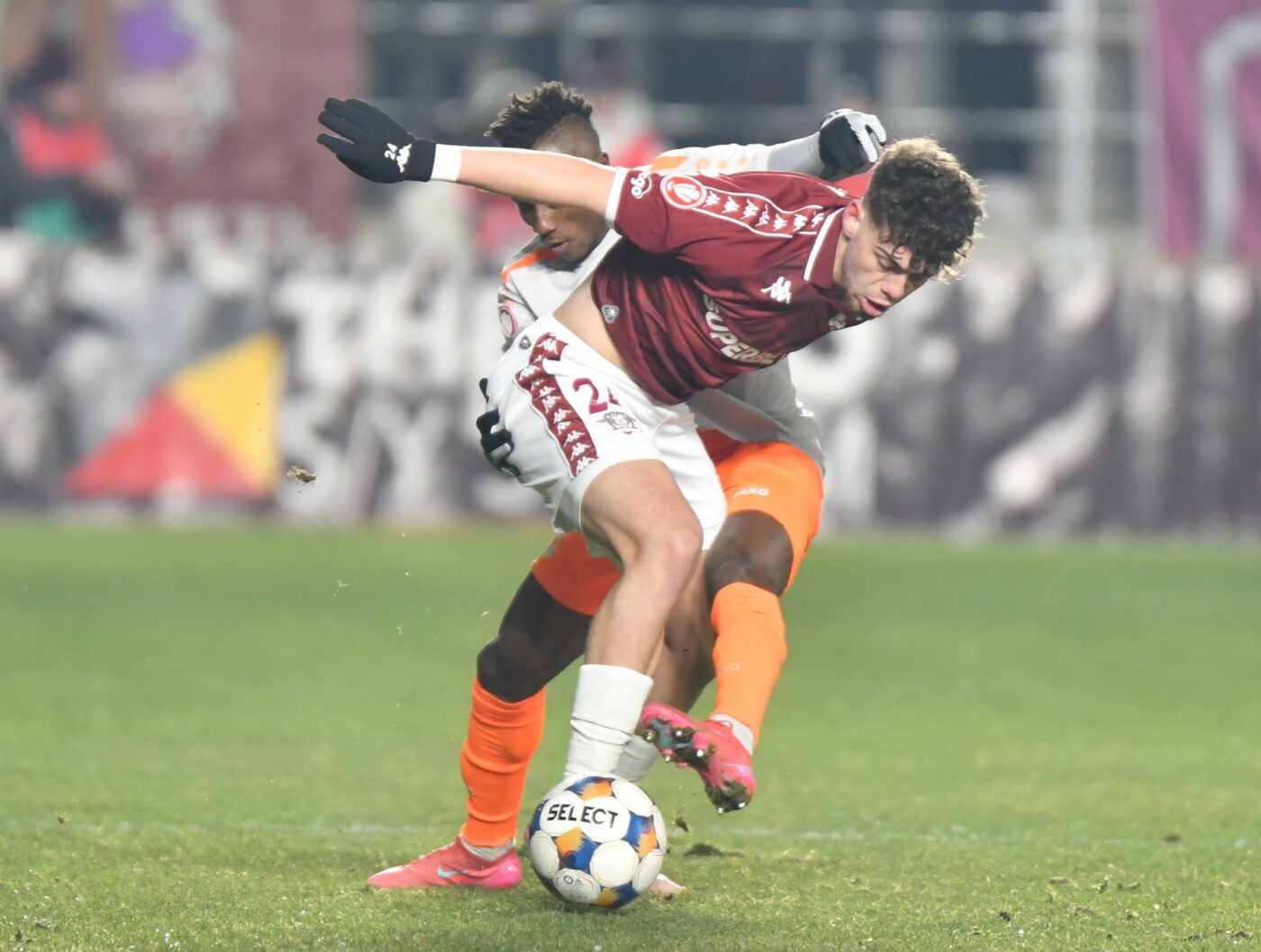 Rapid, victorie la copcă. Alex Dobre salvează Giuleștiul de la implozie după un gol de autor. Cronică de Cătălin Mureșanu