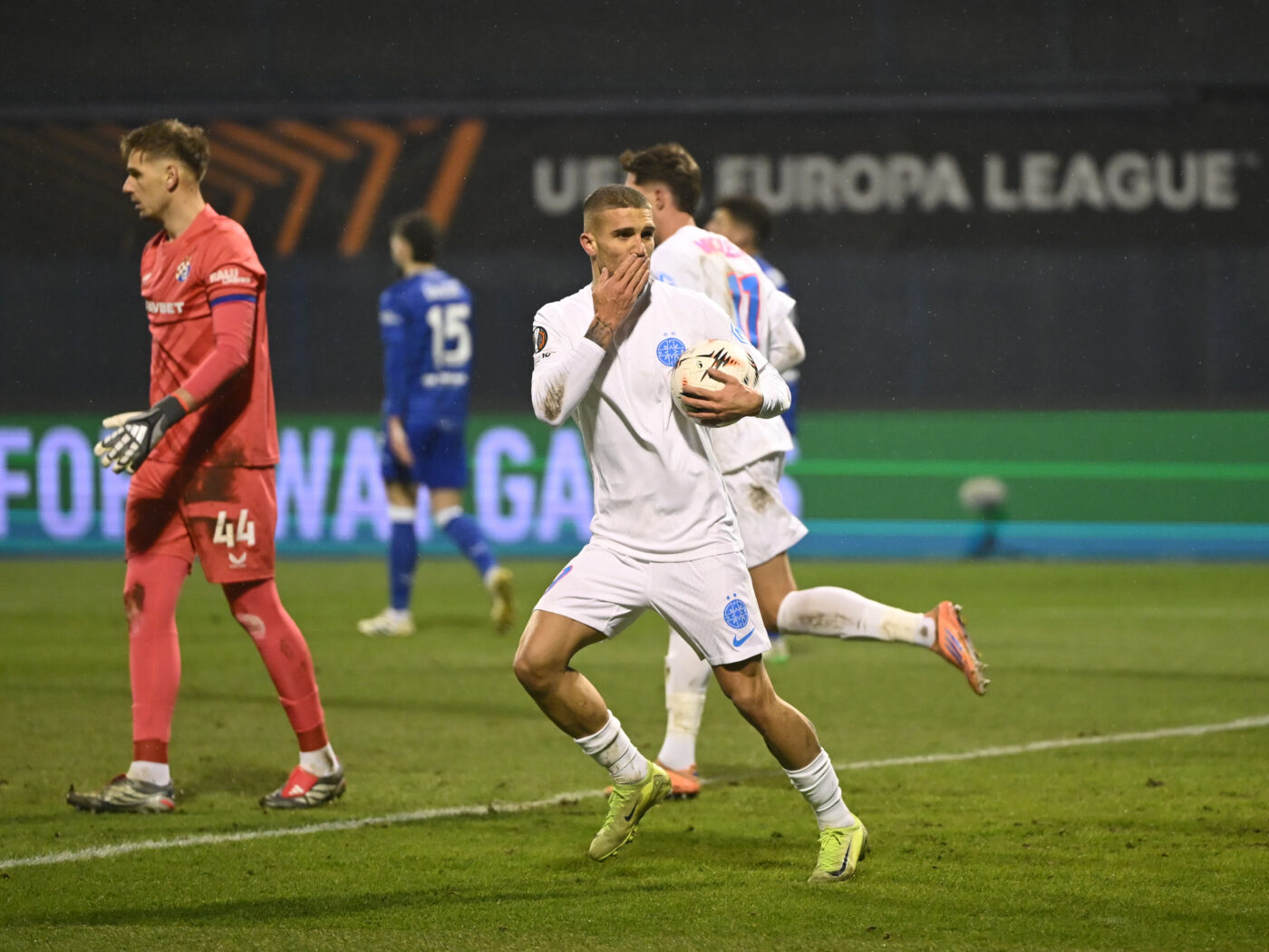 Gigi Becali și-a nimicit fotbaliștii după Dinamo Zagreb – FCSB și a luat prima decizie majoră. A rostit 3 nume