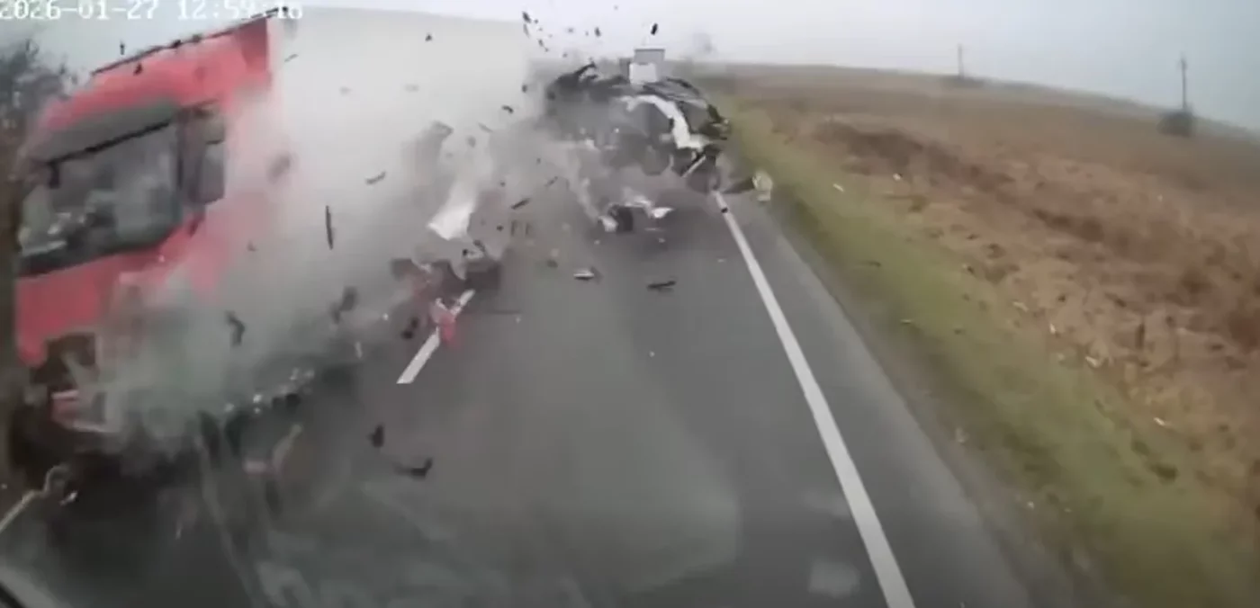EXTRA Grecii au luat decizia imediat când au văzut accidentul terifiant din Timiș