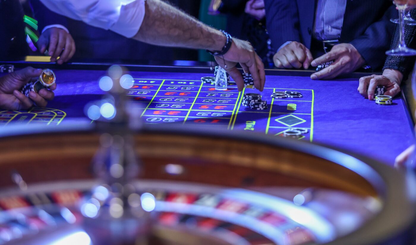 EXTRA Milionarul turc a tocat banii la casino în București sub ochii lui Giovanni Becali: „A pierdut vreo 500.000 de euro”