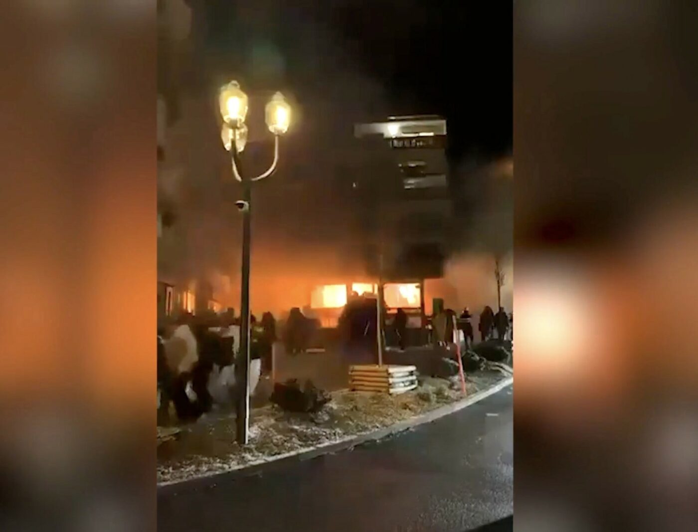 Ne-ve-ro-si-mil! Care ar fi cauza incendiului de la Crans Montana în care au murit cel puțin 40 de oameni de Revelion