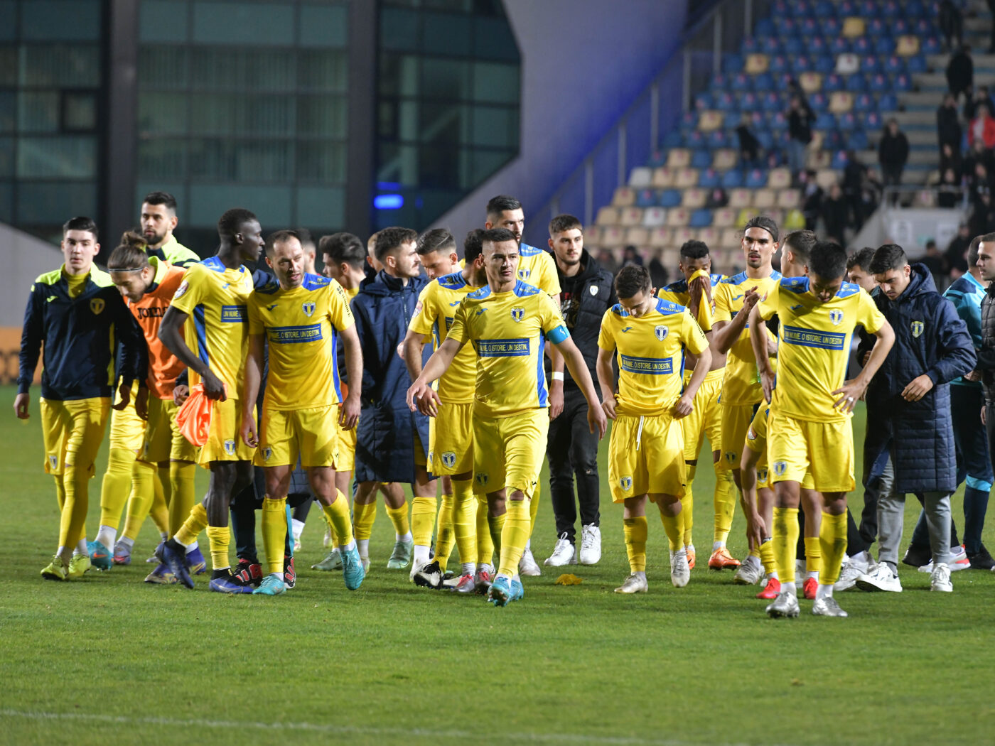 Petrolul încearcă să dea lovitura cu un fost golgheter din fotbalul românesc. EXCLUSIV