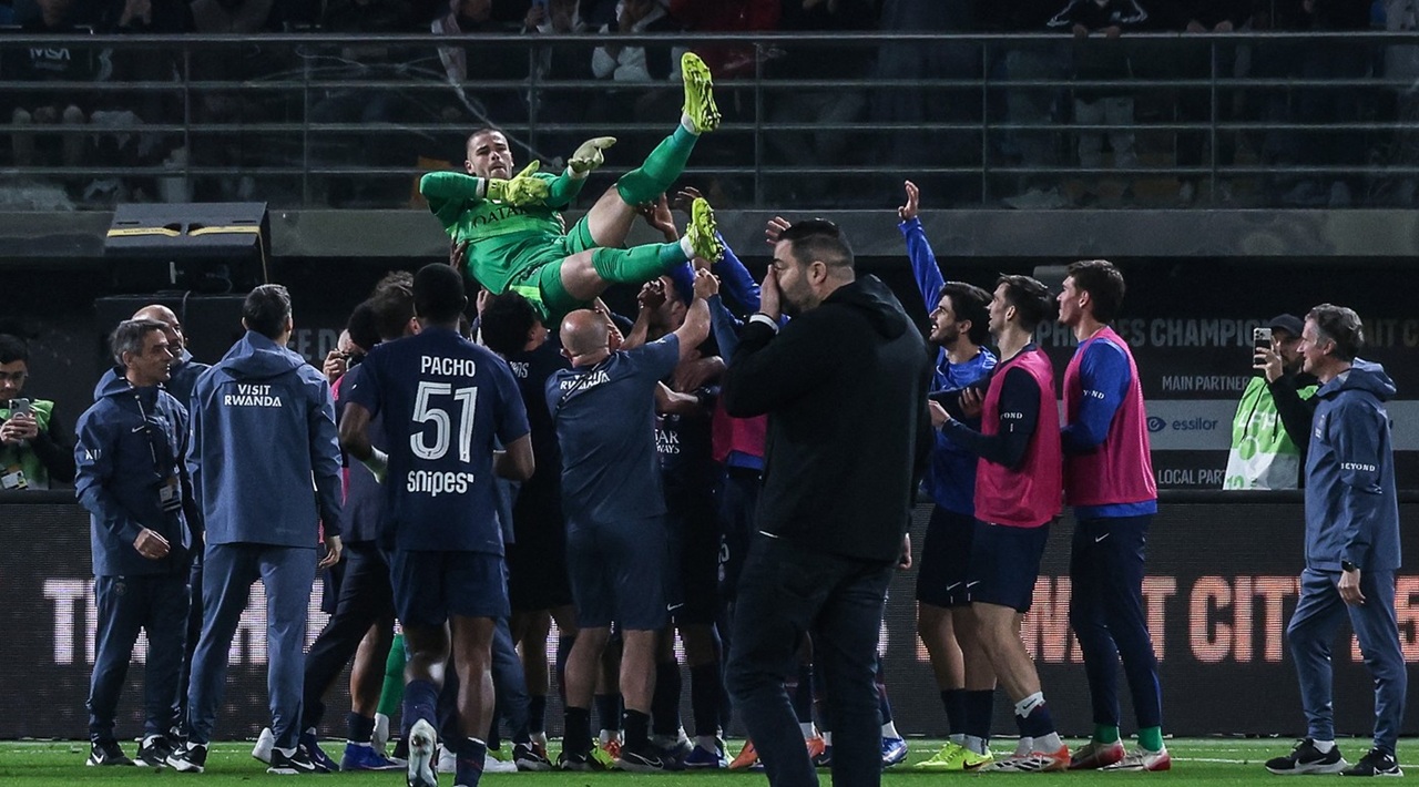 PSG a câștigat Supercupa Franței după un meci de infarct cu Olympique Marseille. A egalat în minutul 90+5 și n-a ratat nimic la loviturile de departajare!