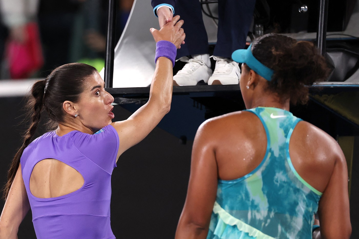Scandalul-escaladeaza-dupa-gestul-Soranei-Cirstea-fata-de-Naomi-Osaka-Un-activist-din-SUA-o-acuza-de-rasism-pe-romanca.jpg