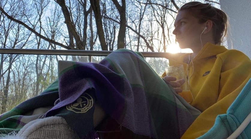 Simona Halep a publicat 4 fotografii: „În prima se citesc durerea din ochii mei înlăcrimați şi speranța”