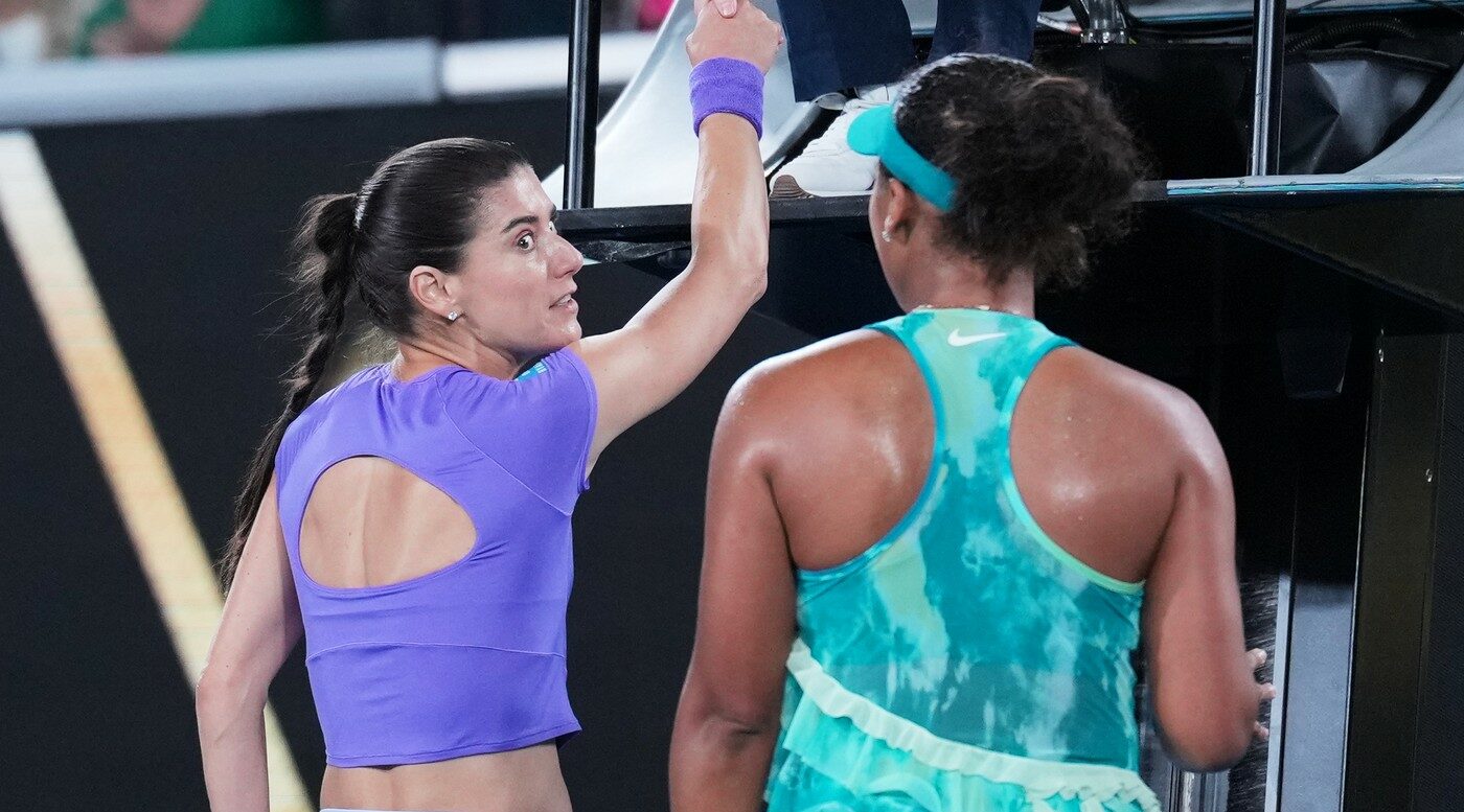 TENIS Sorana Cîrstea a reclamat-o pe Naomi Osaka la Australian Open! Ce neregulă susține că a comis japoneza, înaintea conflictului de pe teren