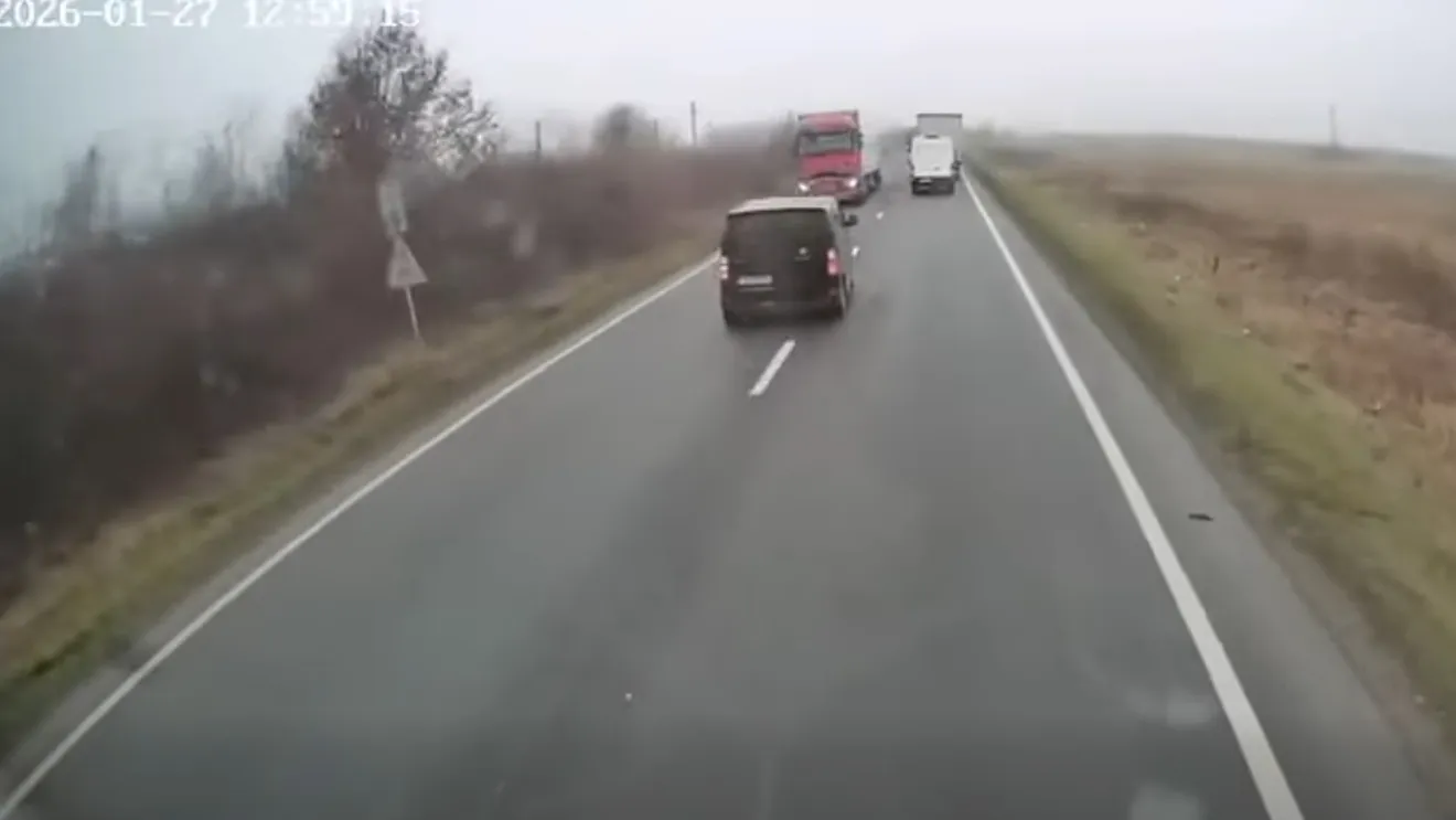 Un-martor-la-accidentul-din-Timis-a-rupt-tacerea-si-a-spus-ce-facea-soferul-dubei-inaintea-impactului.webp