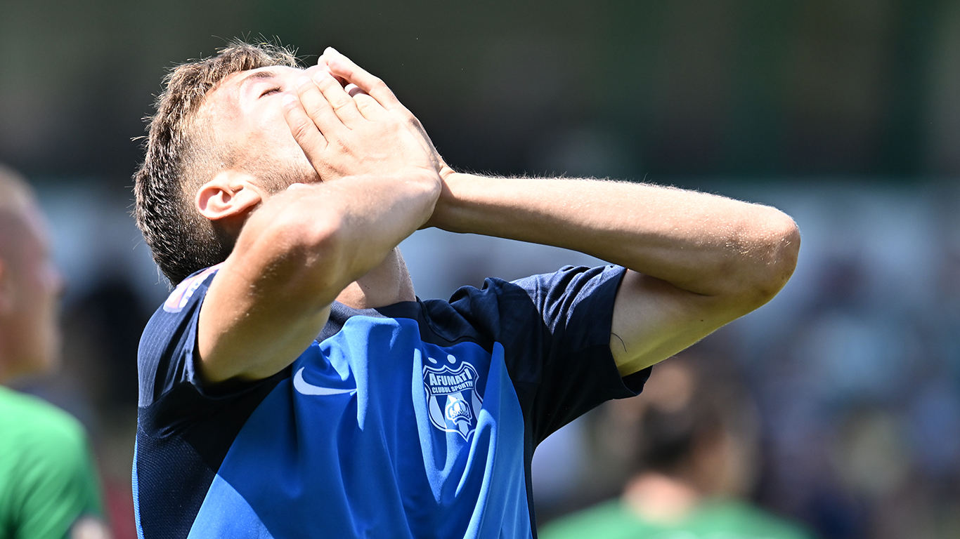 Transferul-surpriză al U Craiova e în impas! Echipa căreia vrea să-i ia golgheterul a reacționat. EXCLUSIV