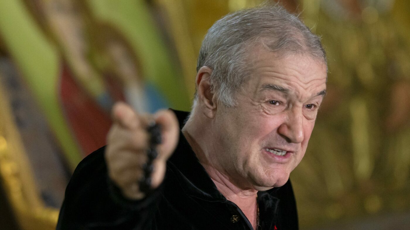 DECLARAȚII „Stenograma” discuției lui Gigi Becali cu fotbaliștii FCSB la baza din Berceni! „I-am luat pe rând!”
