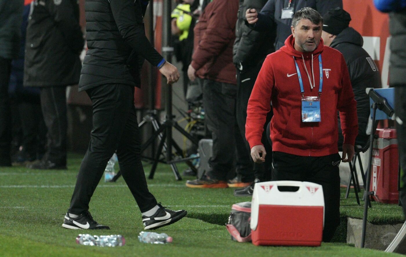 DECLARAȚII Adrian Mihalcea face apel la suporteri înainte de UTA  – Botoșani: „Din regi am ajuns sclavi, dar cu 9 puncte suntem în play-off”
