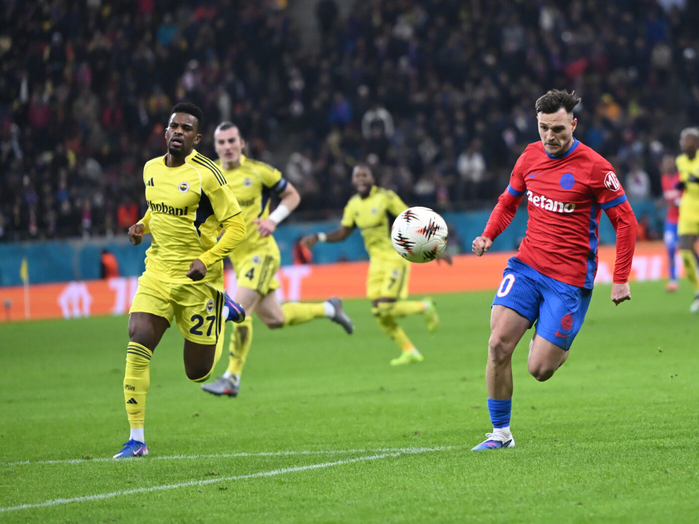 EXCLUSIV Când ar putea debuta Dennis Politic pentru Hermannstadt și culisele mutării de la FCSB