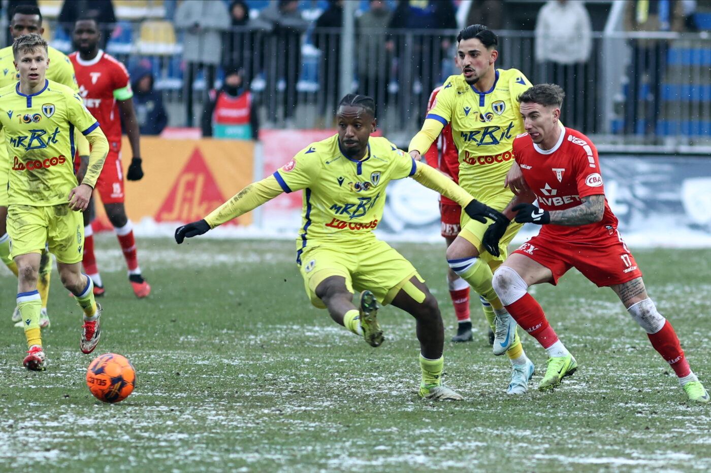 Câștigătorul premiului „Ferenc Puskas” a plecat din SuperLigă după cearta cu antrenorul său!