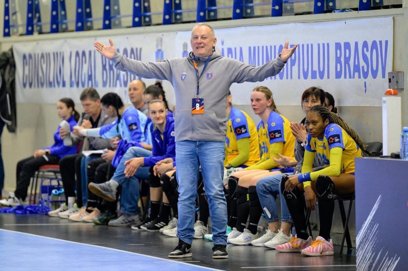Corona-Brasov-victorie-amara-la-Dijon-a-ratat-calificarea-in-sferturile-EHF-European-League.-Bogdan-Burcea-a-avut-polite-de-platit-1400x931.jpg